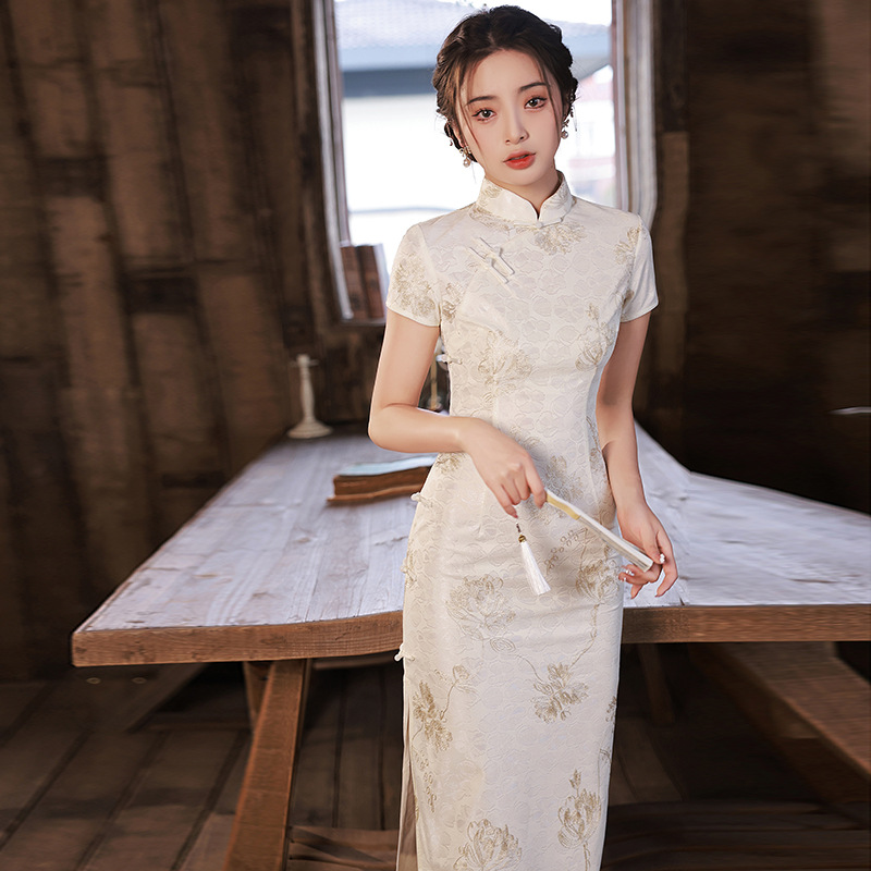 蕾丝旗袍2025年新款气质年轻款长款少女改良连衣裙中国风绣花女夏