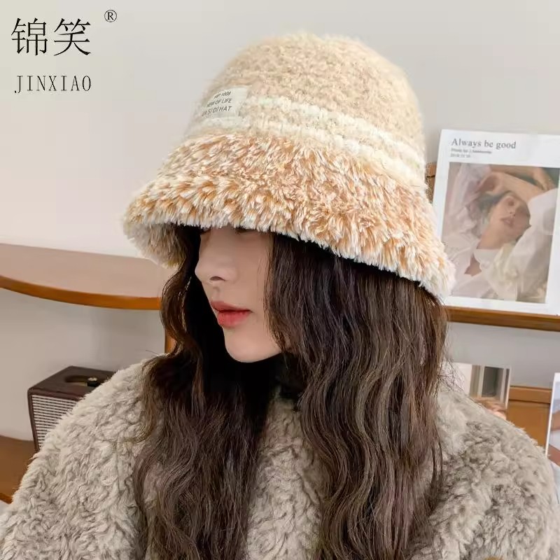 韩版字母贴布毛绒渔夫帽女冬季保暖加厚百搭水桶帽显脸小休闲盆帽