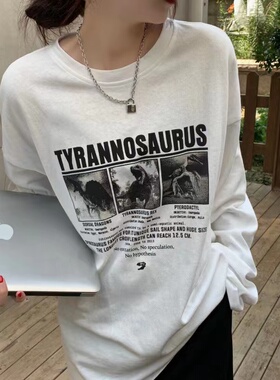 复古印花白色T恤女2022早秋新款潮韩版宽松长袖打底衫纯棉上衣ins