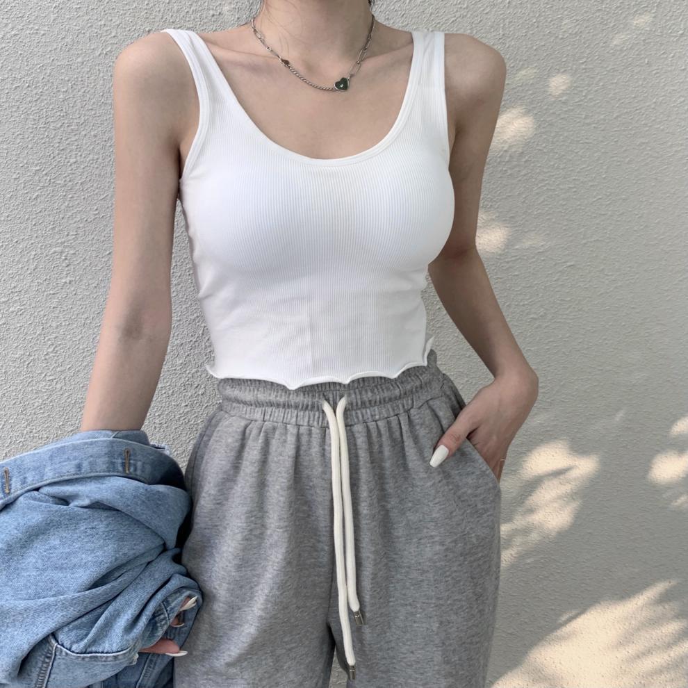 简约纯色，修身显瘦，青春活力，休闲百搭