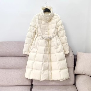 A字版长款腰带收腰羽绒服冬季新款立领超好看时尚90白鸭绒外套女