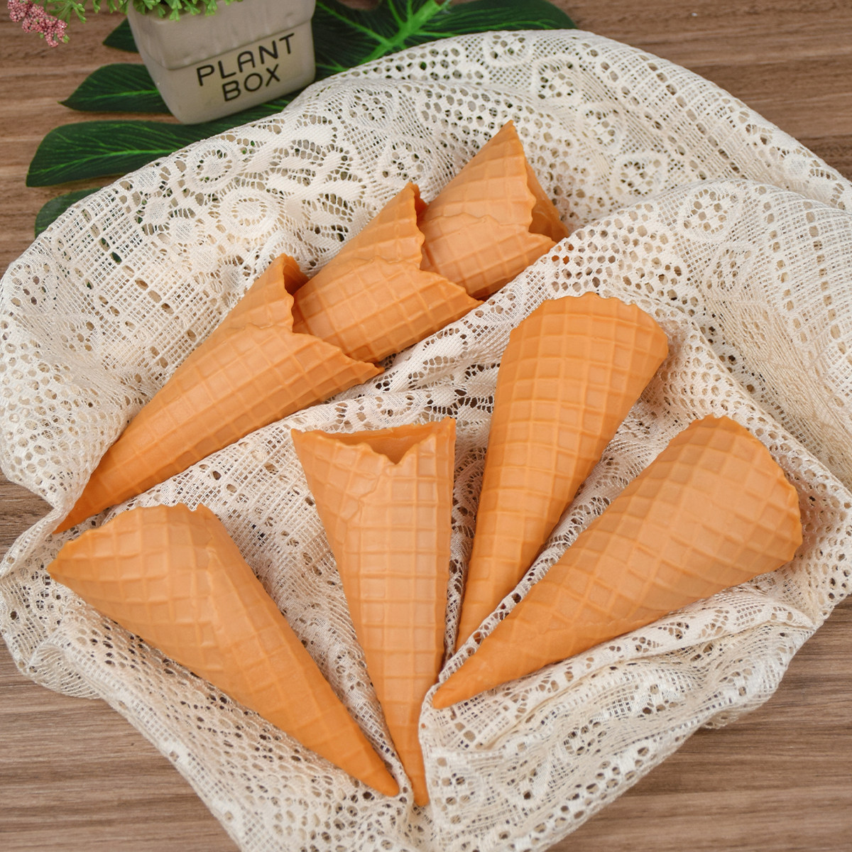 仿真冰激凌脆皮模型甜筒蛋筒逼真冰淇淋食品橱窗儿童玩具摄影道具