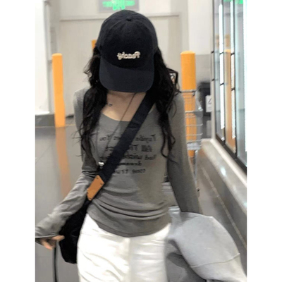 纯欲u领灰色字母印花长袖打底衫女秋冬新款德绒正肩修身显瘦上衣