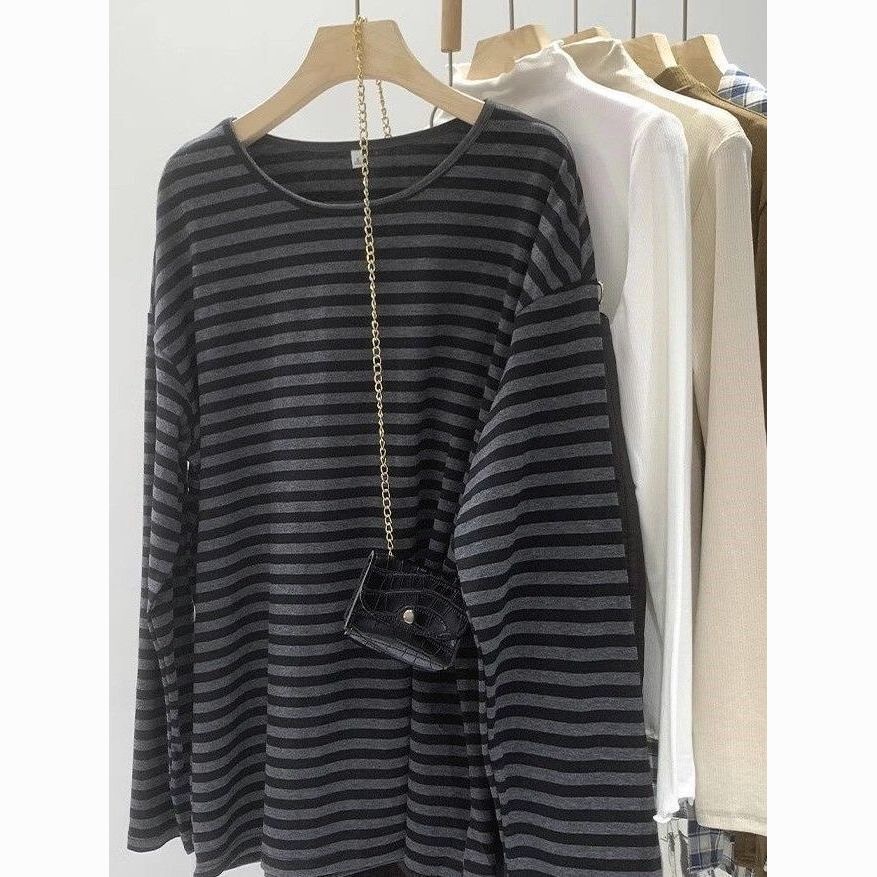 慵懒风撞色条纹长袖t恤女秋冬新款中长款圆领条纹宽松百搭上衣女