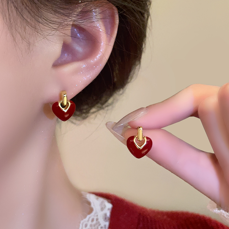红色爱心耳钉女小众设计感气质高级精致轻奢耳环耳饰2025新款爆款