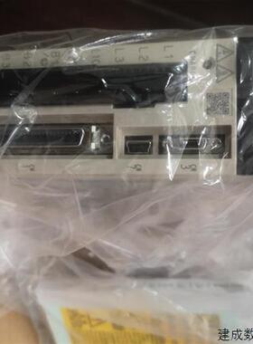议价SGD7S-2R8A00A安川400W伺服驱动器全新质保一年现货包邮欢迎