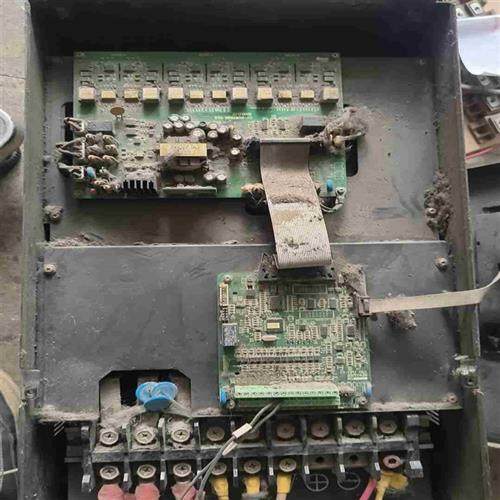 议价康沃变频器CVF-G3主板驱动板 一套200元 配件价拍前询价