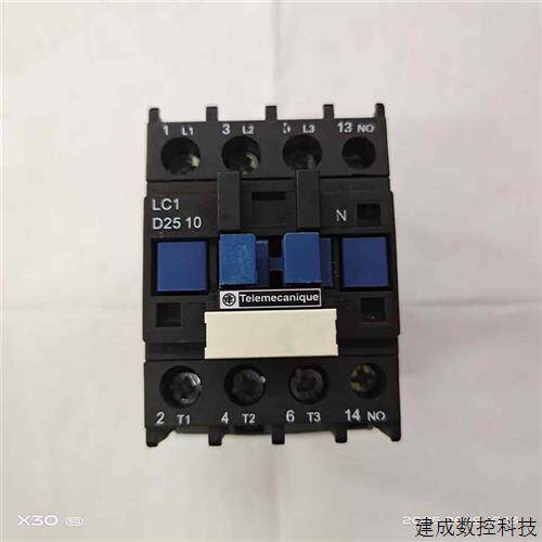 议价施耐德抱闸封星交流接触器LC1D2510F7N  CAE22F5N实物拍摄现