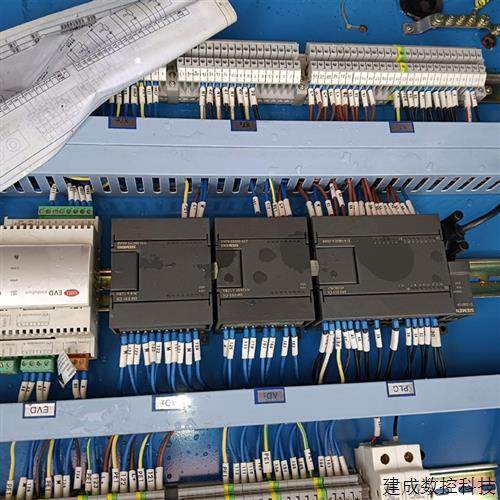 议价产品文本TD400C和产品plc一套。装柜一次未用。一起,3C数码配件,手机贴纸,淘宝优惠券,粉丝福利购,淘宝优惠卷