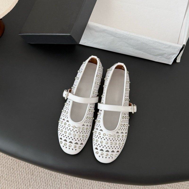 cocy法式镂空玛丽珍鞋女平底真皮浅口串珠单鞋芭蕾舞鞋不累脚2026,女鞋,玛丽珍鞋,淘宝优惠券,粉丝福利购,淘宝优惠卷