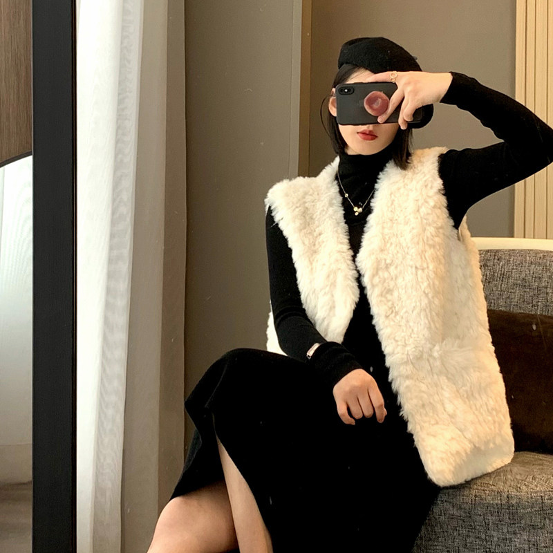 新款羊羔毛马甲背心外搭V领百搭