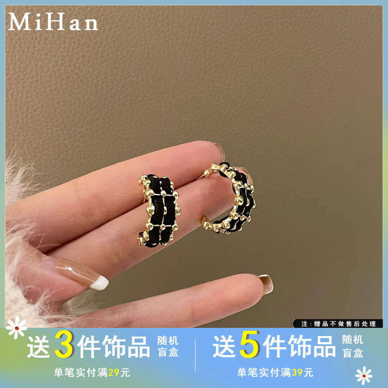 S925银针复古港风编织C字耳钉秋冬新款优雅气质耳环短款耳饰4320