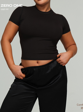 COZY FIT 舒适系列立裁紧身短袖打底内搭网球短袖黑色运动T恤女