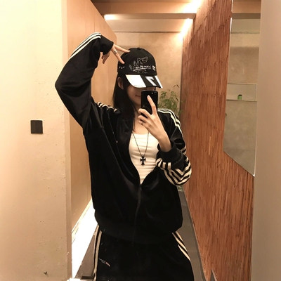 刺绣贴布赛车棒球弯檐鸭舌帽