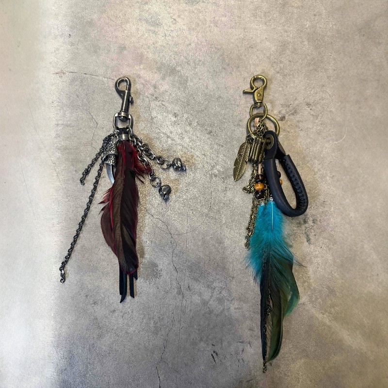 暗黑视觉系羽毛链挂件钥匙扣裤链