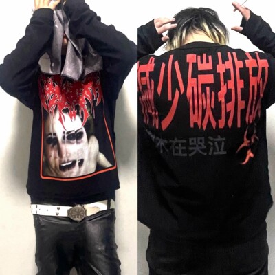暗黑人像标语反车线磨毛长袖