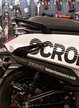 极核AE4 SE后座扰流板电动车亮黑色塑料装饰车身改装饰配件