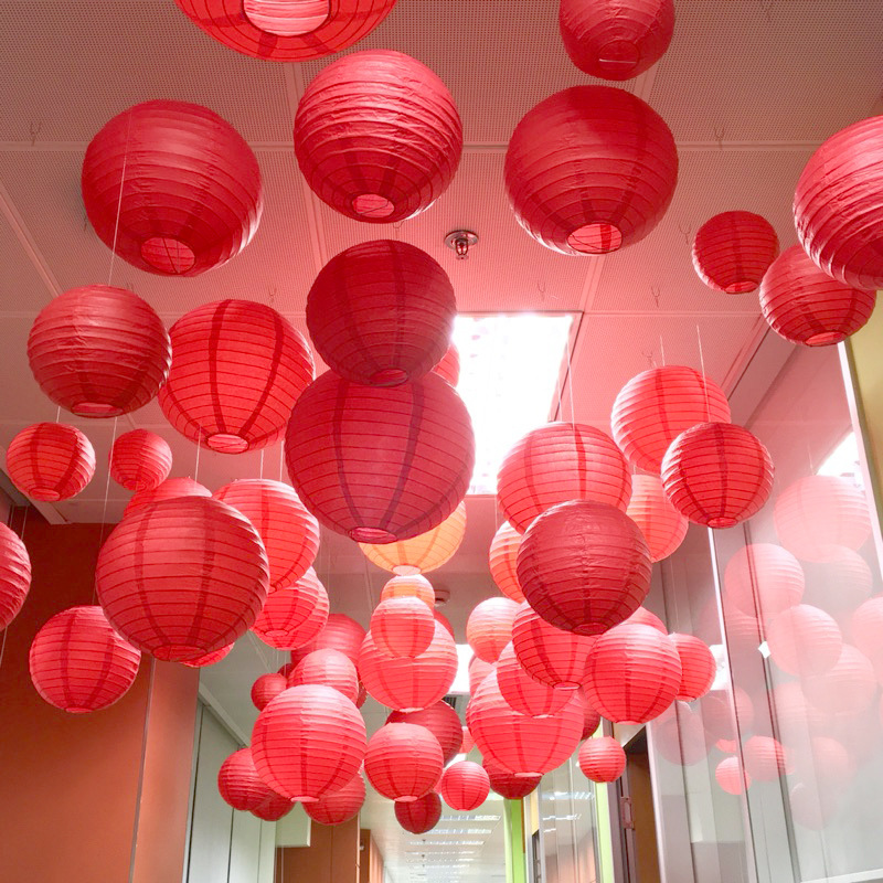 元旦节装饰彩色纸灯笼婚庆舞台小挂件幼儿园绘画圆形手工diy布置图片