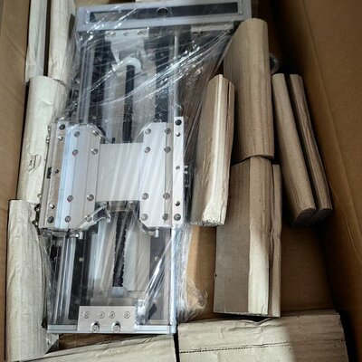 议价侧连ROBOSTAR，铝壳滑台模组，总长545 有效行程可维修