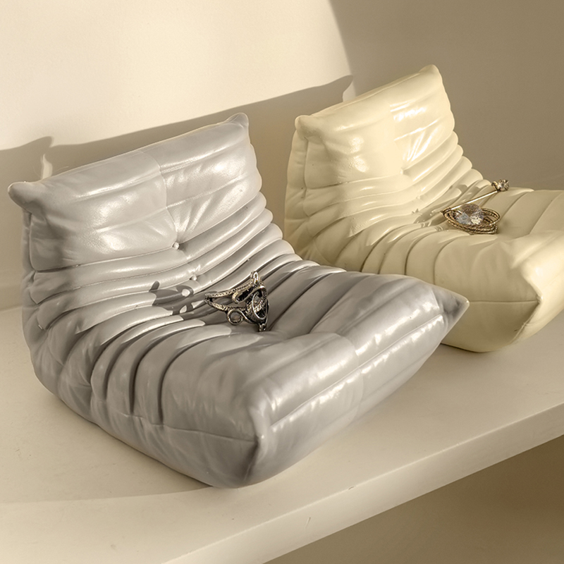 LIVETAI轻奢风树脂懒人沙发摆件