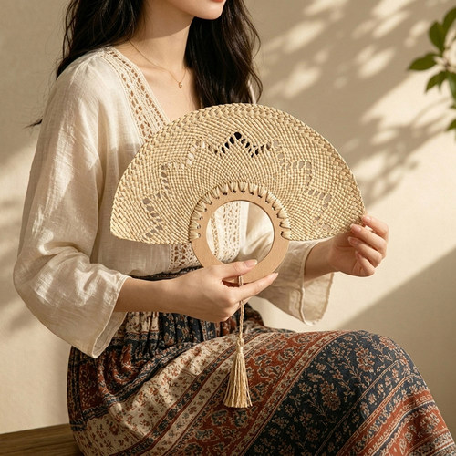 LIVETAI夏季女蒲扇手工编织扇