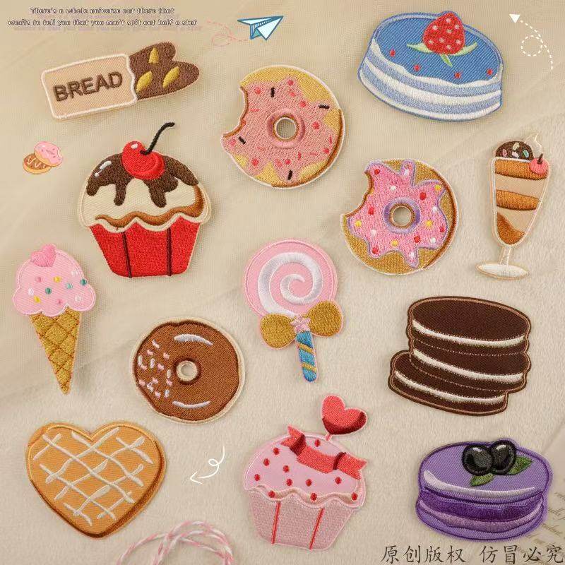 自粘贴】蛋糕甜甜圈冰淇淋棒棒糖点心饼干刺绣贴布贴花爱心甜点