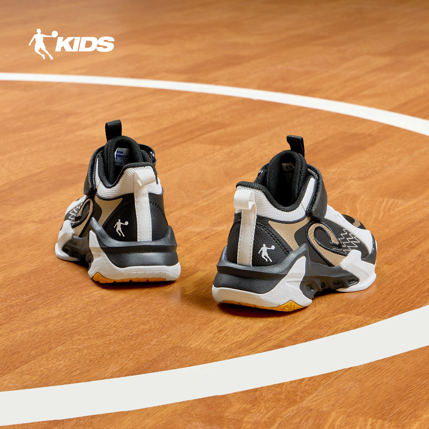 乔丹儿童篮球鞋男小童专业训练鞋2025冬季款防滑减震运动鞋男童鞋