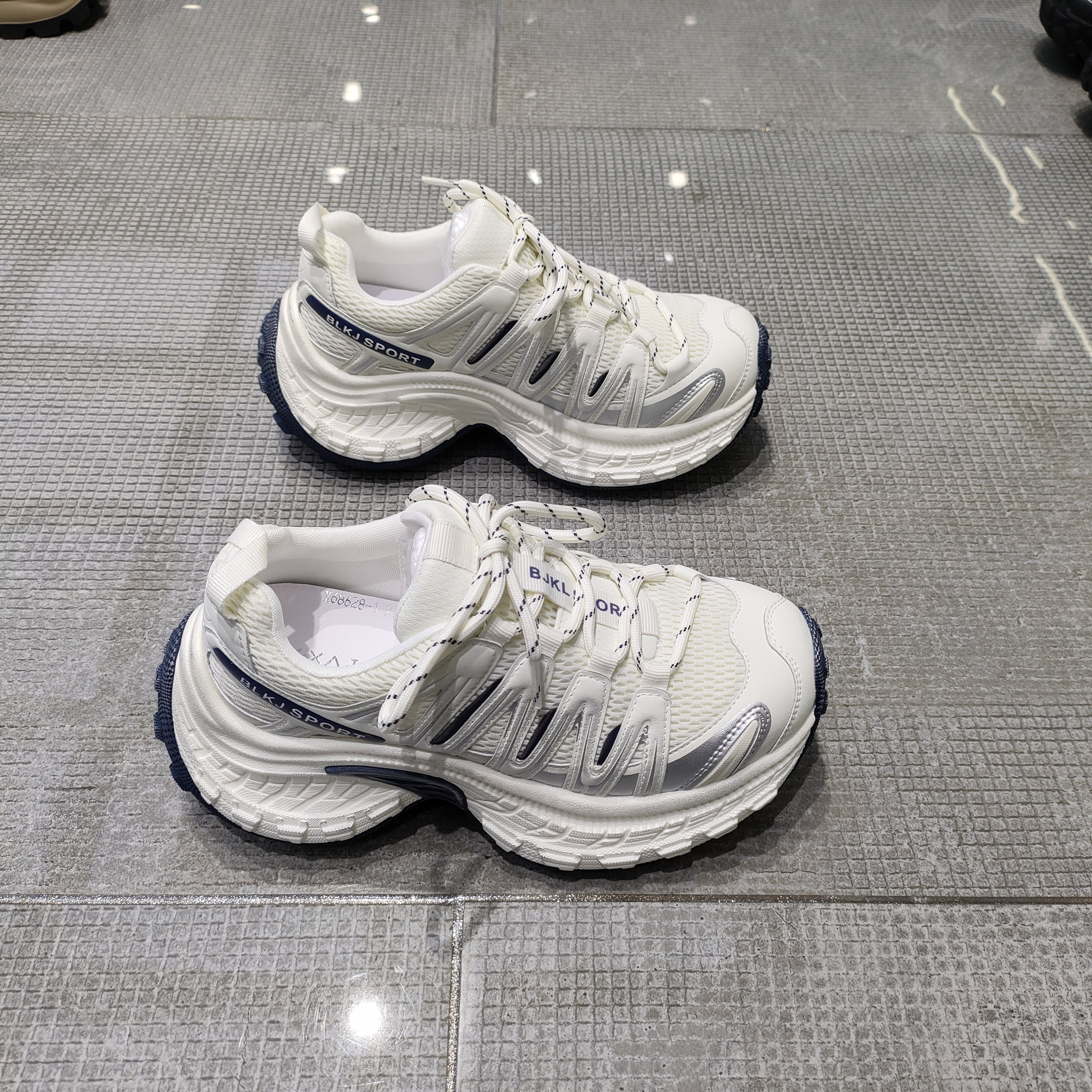 2026春季新款小个子7cm轻便松糕厚底休闲女时尚透气百搭老爹鞋潮,女鞋,老爹鞋,淘宝优惠券,粉丝福利购,淘宝优惠卷