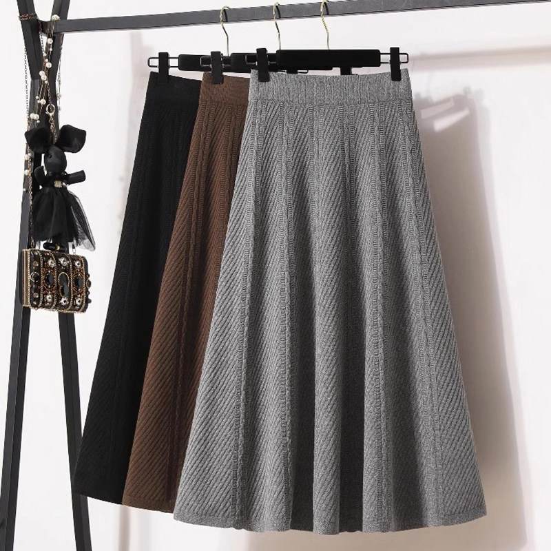 高腰半身裙女春秋2025新款气质百搭中长版针织显瘦松紧腰a字伞裙