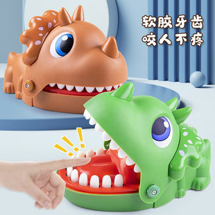 三角龙咬手指大嘴巴鳄鱼小恐龙玩具咬手鲨鱼拔牙儿童亲子整人玩具