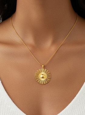 欧美夸张不锈钢太阳花项链女镂空