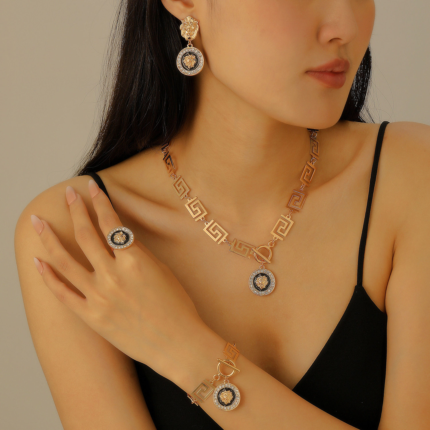 中东欧美跨境复古个性嘻哈风格狮头耳环项链手链戒指四件套首饰女