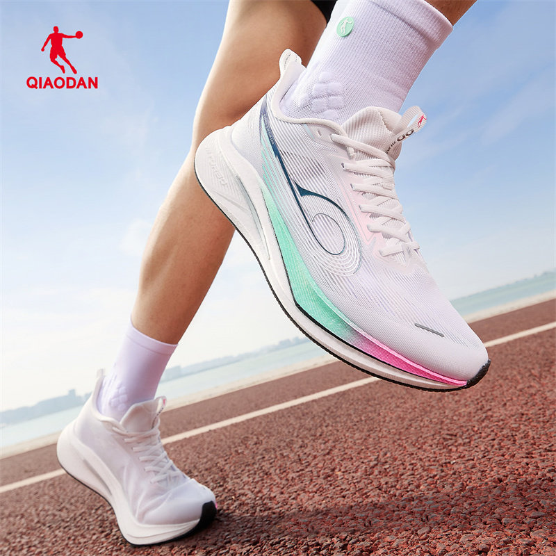 乔丹飞速4专业竞速跑步鞋男中考体侧鞋透气防滑青少年运动鞋男款