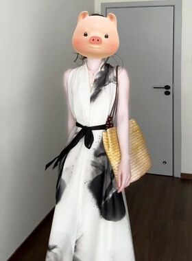 新中式国风水墨画印花v领连衣裙子女装夏季2026新款无袖挂脖长裙