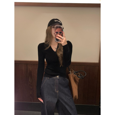 V领修身打底衫时尚毛织上衣