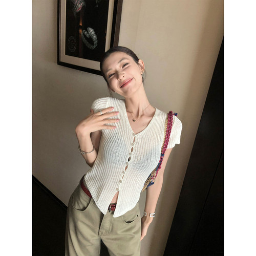 辰米范 夏日BIOUSE 蓝色镂空v领短袖针织开衫女气质修身短款上衣