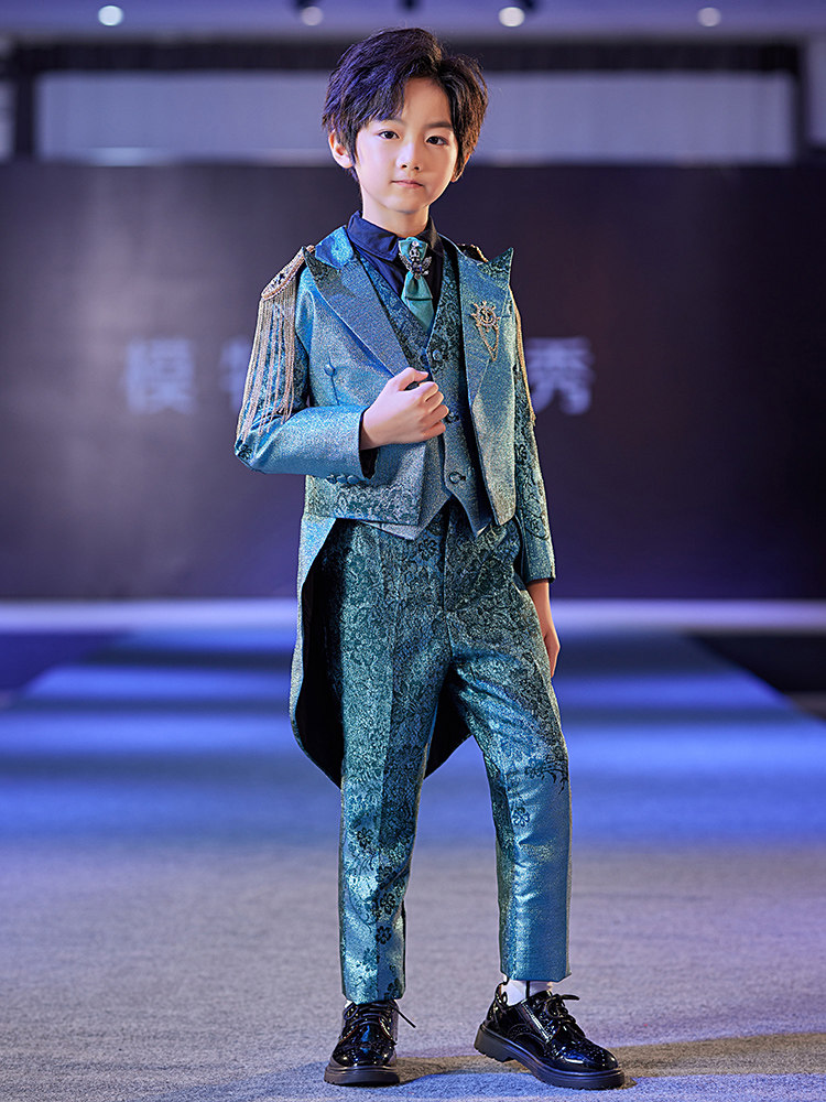 男童西装套装2025款儿童走秀钢琴演出服主持人燕尾生日小礼服秋冬