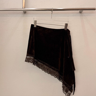 高级感丝绒蕾丝拼接不规则一片式屁帘外搭女设计感系带叠穿半裙