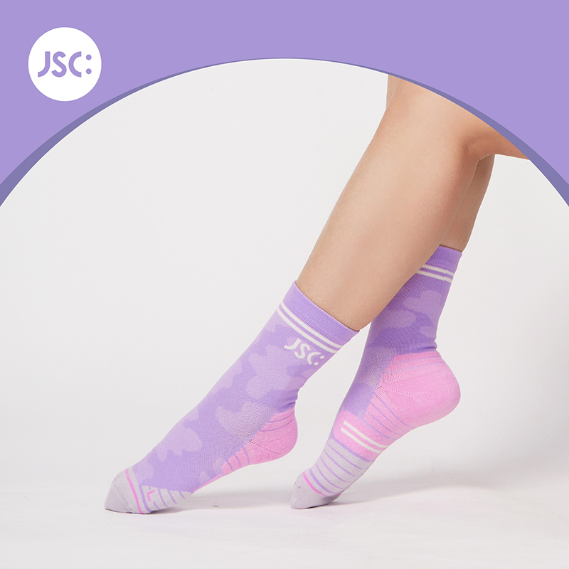 JSC运动中筒袜花朵印花透气