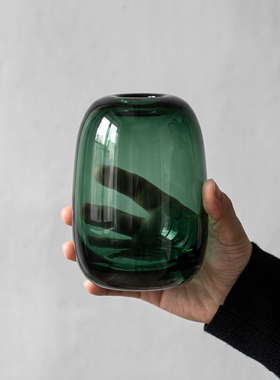 简约风绿玻璃花瓶桌面摆件