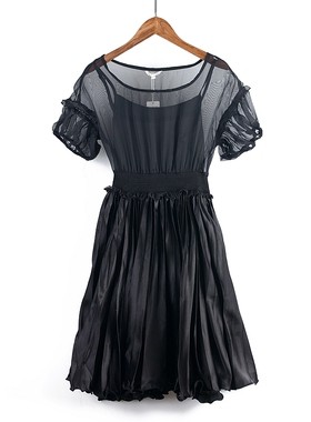 Z2轻薄透视性感黑色百褶收腰蓬蓬吊带短袖炸街显瘦二件套连衣裙