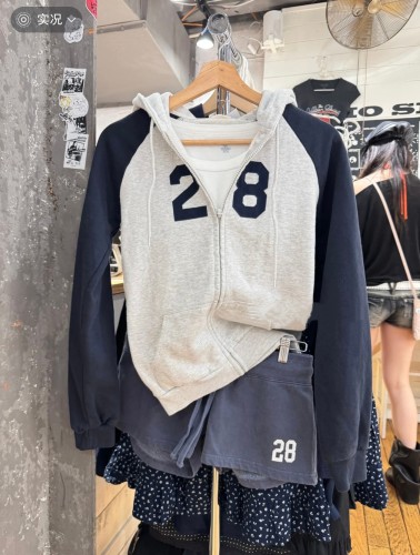 BrandyGirl美式复古28印花连帽拉链bm卫衣女休闲外套中款插肩上衣