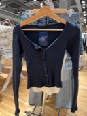 Brandy 上衣 T恤女bm辣妹显瘦修身 Girl复古单排扣bella top长袖