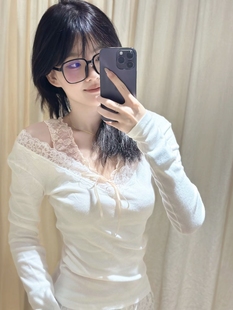 显瘦内搭打底衫 T恤上衣女辣妹修身 蕾丝边v领bm长袖 BrandyGirl新款