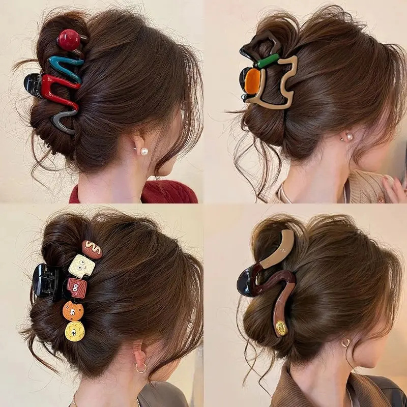 高级感撞色抓夹女后脑勺卡通小狗