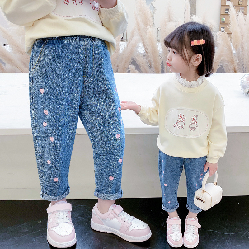 女童裤子春秋季2025年儿童裤春装宝宝牛仔裤中小童刺绣弹力长裤