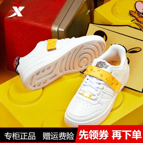 特步魔术贴情侣系带低帮女鞋包邮