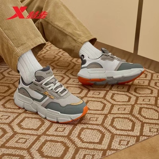 特步凌空运动鞋男鞋2023冬季新款低帮厚底休闲老爹鞋977419320054