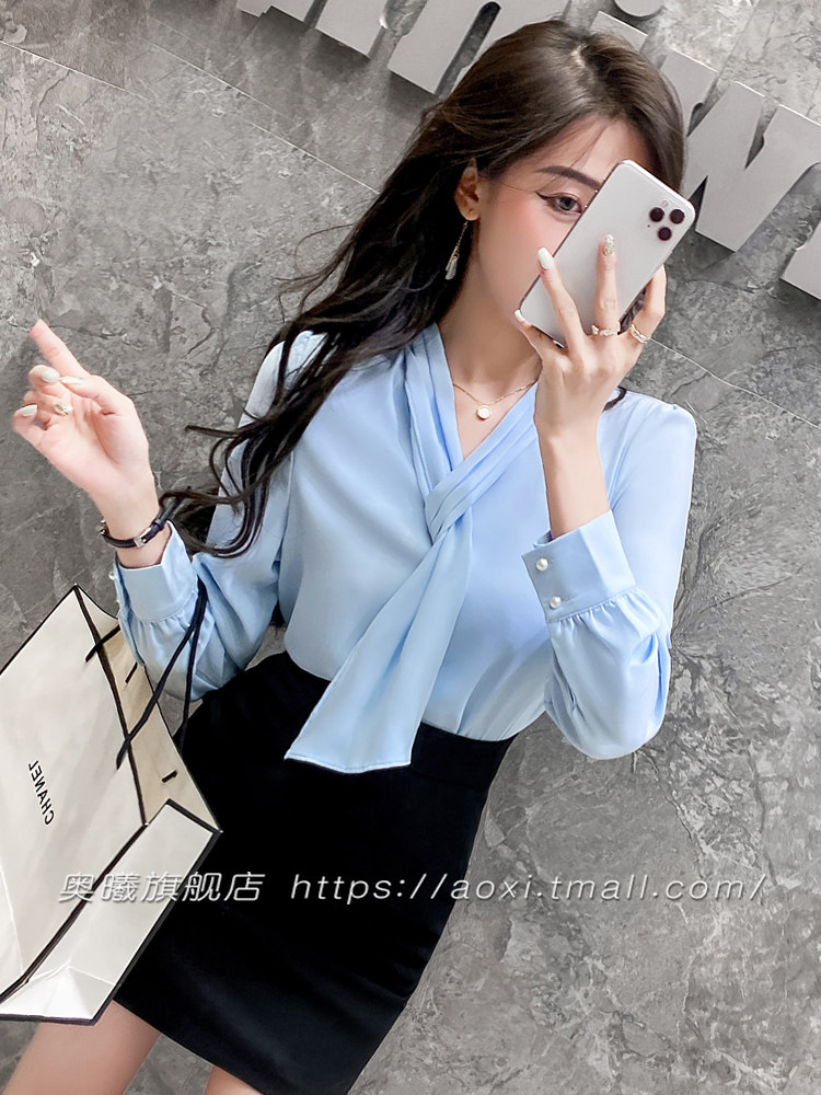 衬衫女2022新款时髦洋气通勤长袖雪纺衫早秋职业装衬衣工作套装裙