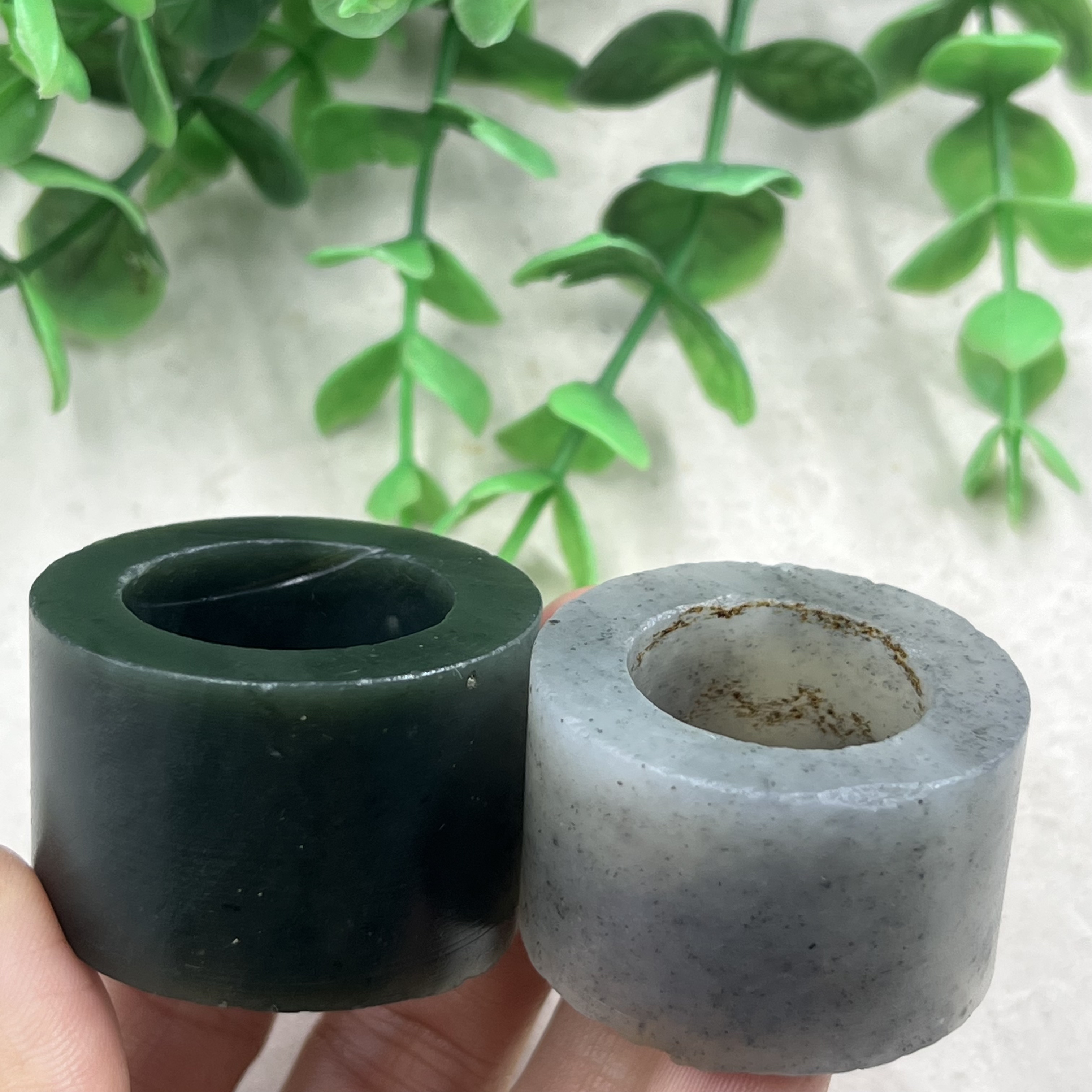 2件价新疆和田玉且末青花籽扳指边角料戒指玉石料圆圈指环包邮t